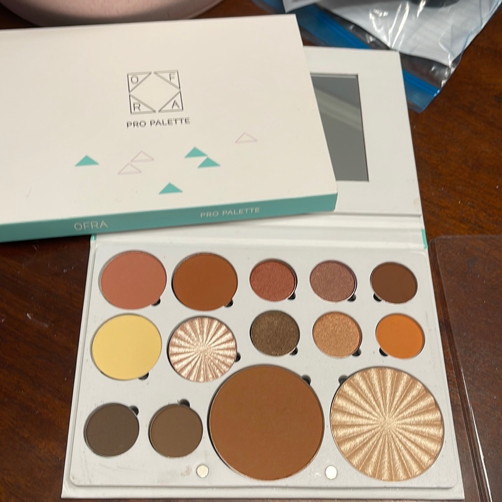 OFRA pro palette